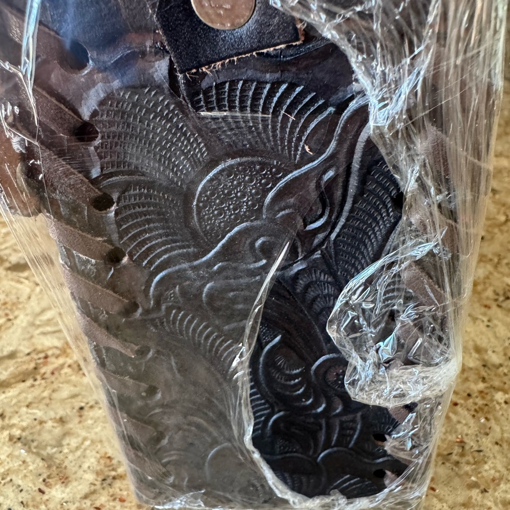 Handmade Black Embossed Leather Handbag - Picture 7 of 9